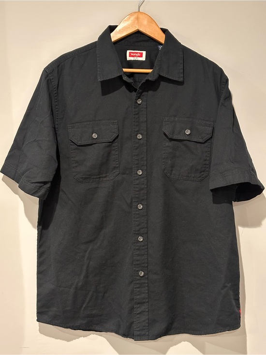Wrangler Other - Wrangler Black Short-Sleeve Casual Button-Down Shirt